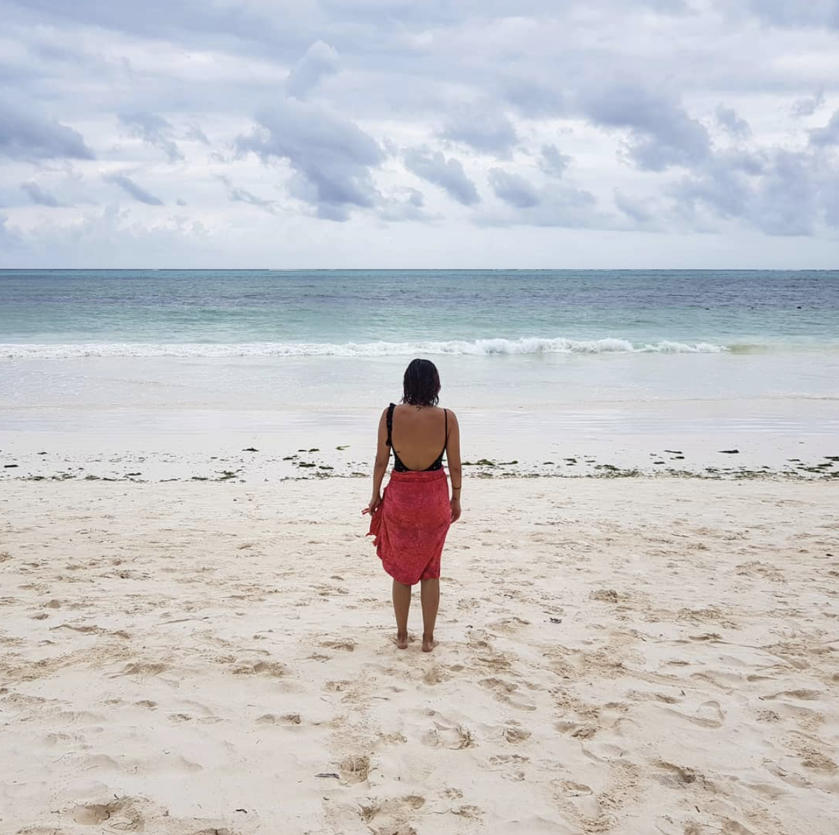 Breast cancer diagnosis. Young adult breast cancer. 